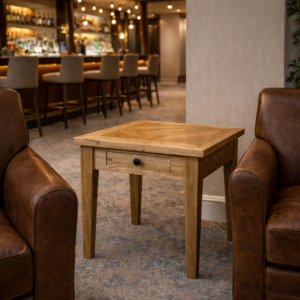 Queens Lamp Table XB055